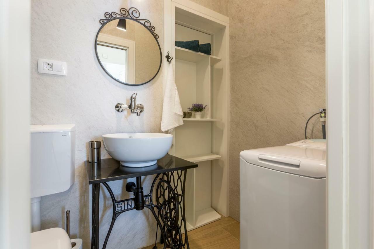 Apartments Sea Shore Спліт Екстер'єр фото